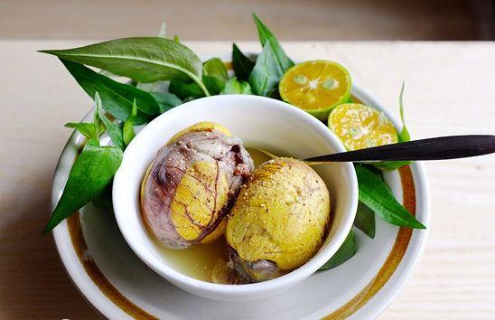 1 quả trứng vịt lộn bao nhiêu calo? Những lưu ý khi ăn trứng vịt lộn