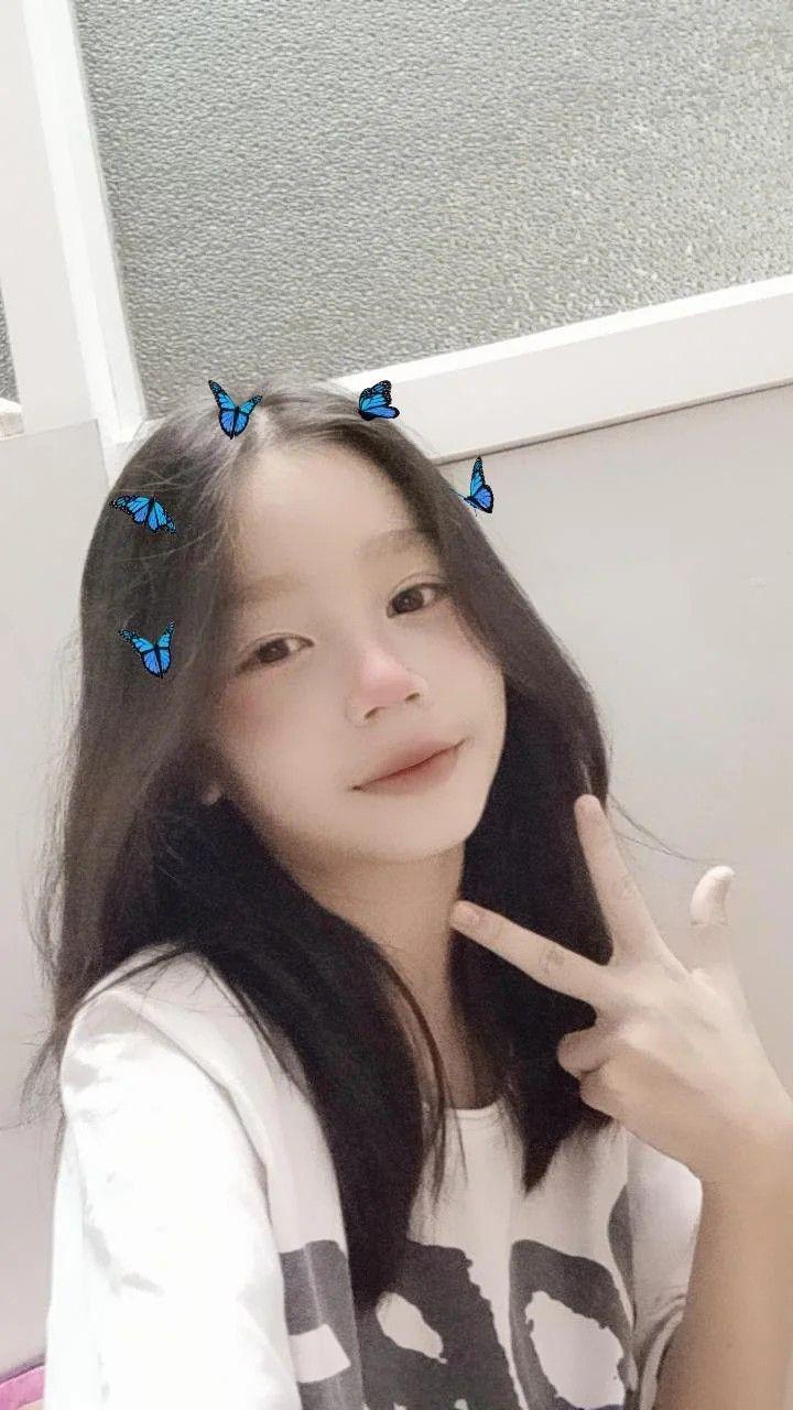 Vẻ đẹp tự trong trẻo của cô gái được dân mạng tặng danh hiệu