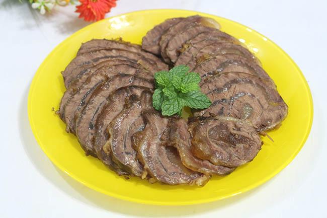 Nuốt nước miếng với bắp bò kho ngon quên sầu