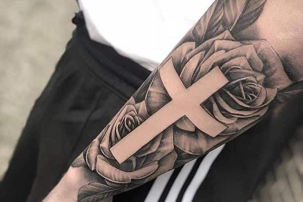 Hình xăm thánh giá: Ý nghĩa và Mẫu tattoo thánh giá đẹp