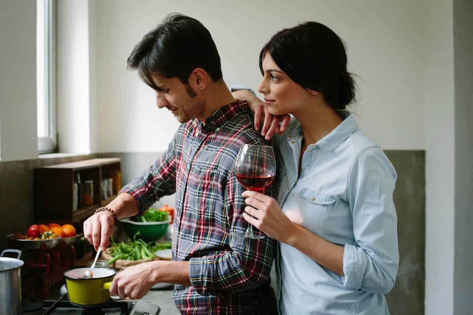 1001  CÁCH THỬ LÒNG BẠN TRAI