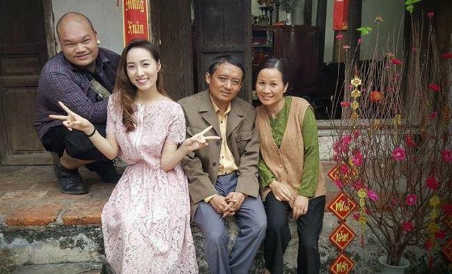 Vừa mới cưới vợ, nghệ sĩ hài Chiến Thắng đã 'Ra phố tìm con'