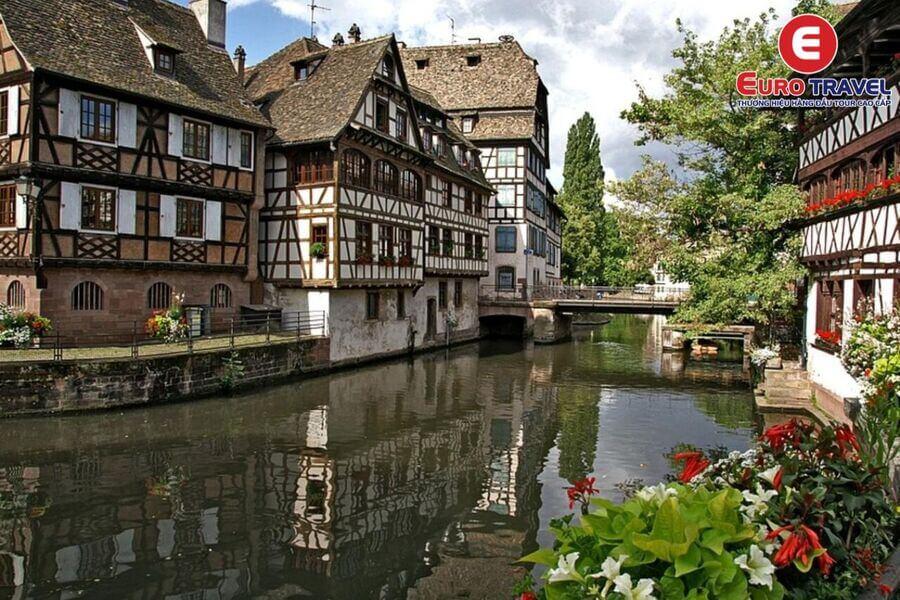 Strasbourg – Thành Phố Có Nét Quyến Rũ Độc Đáo Nhất Nước Pháp