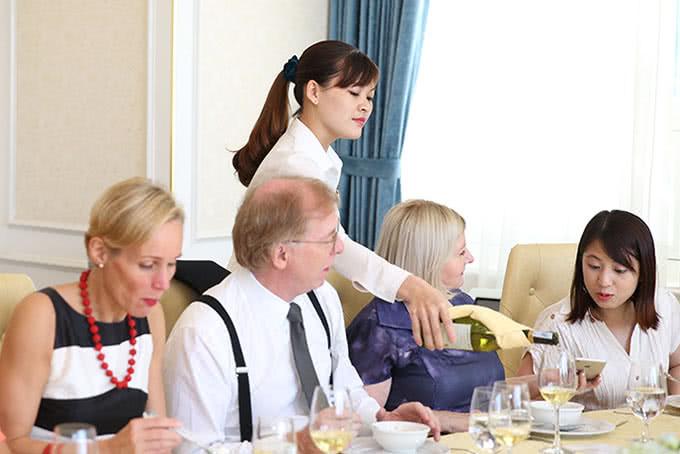 TOP 10 nhà hàng tổ chức sinh nhật tại Hà Nội giá rẻ chất lượng nhất