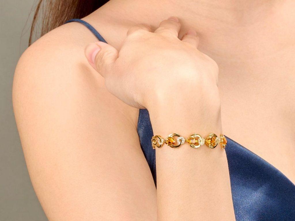 Kỷ Mão 1999, điều gì đang chờ đợi bạn trong tháng 7/2023? Đá quý nào sẽ phù hợp với bạn?