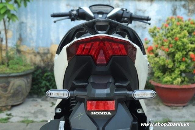 Honda Vario 150 Xanh nhám 2021