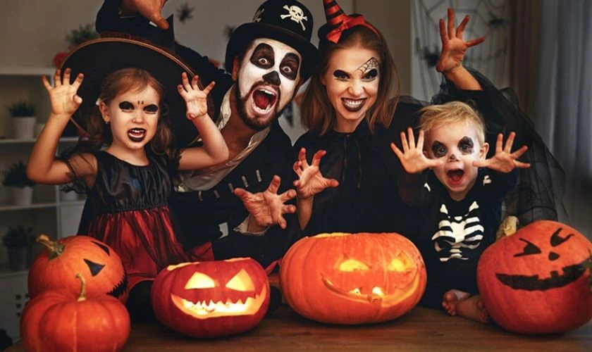 Tại sao phải tặng quà vào ngày Halloween?