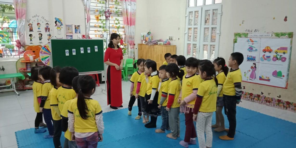 Trò chơi " Truyền tin"