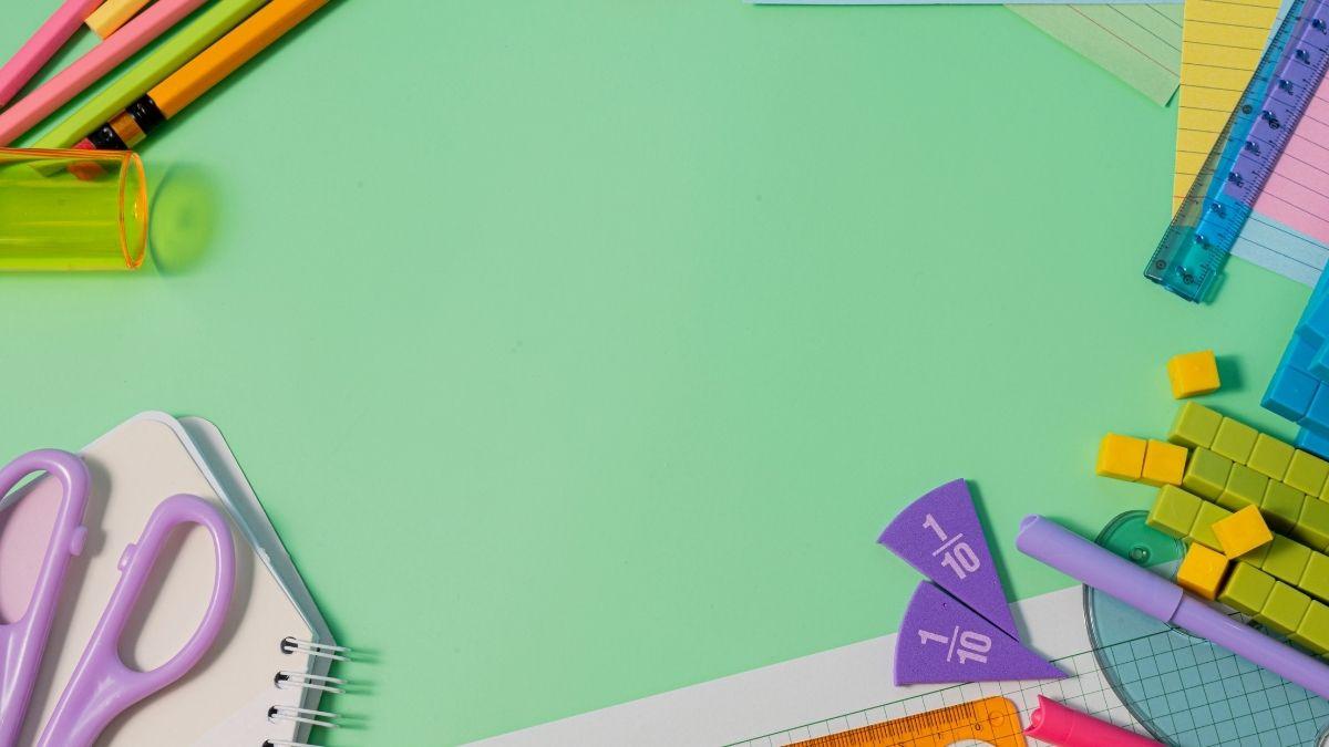 Hình ảnh dụng cụ học tập đầy màu sắc phù hợp với bài thuyết trình PowerPoint ngày 20/11.
