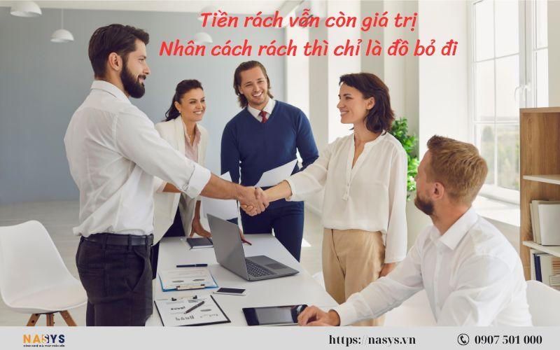 STT lòng người giả tạo