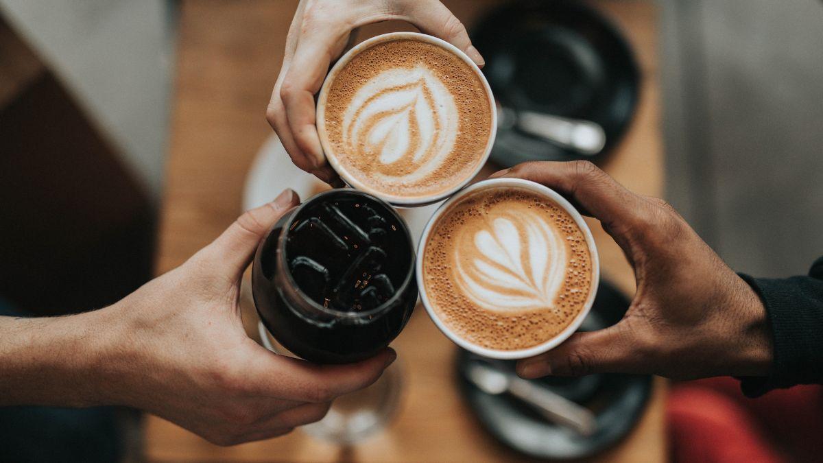 50+ STT cafe cuối tuần vui vẻ, thả thính, buồn hay nhất