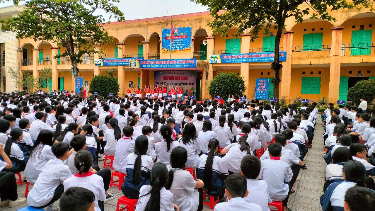 Những bài thơ về tuổi học trò