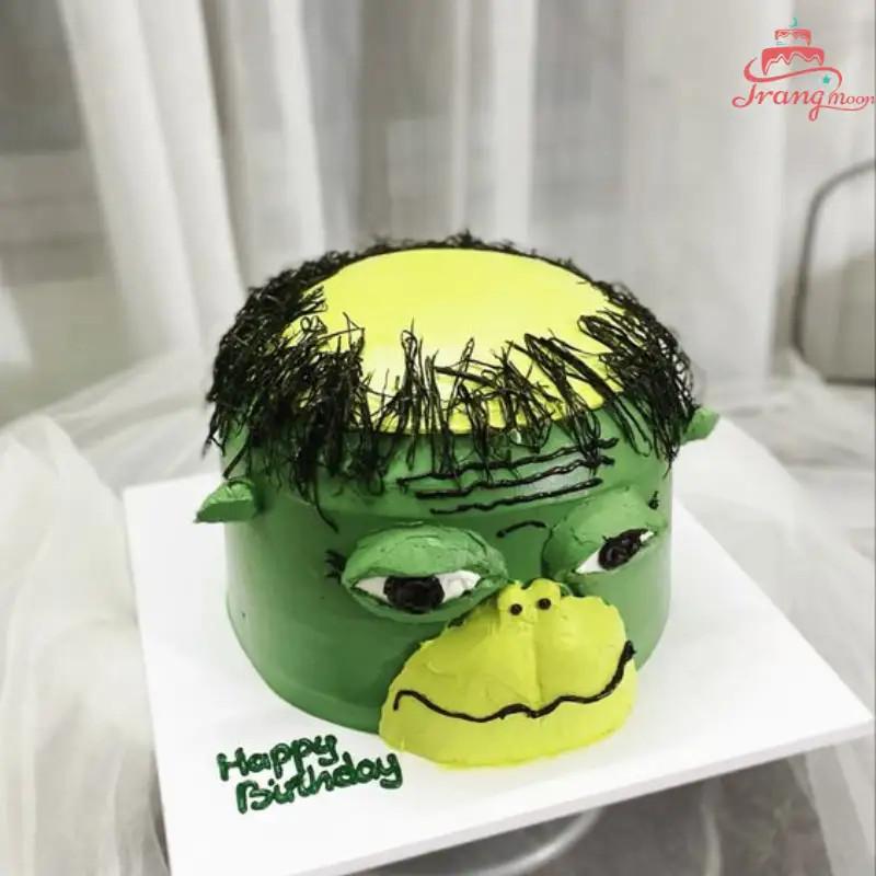 Bánh sinh nhật bựa cho nữ hình mặt cười biểu cảm độc đáo
