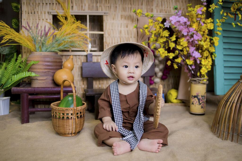 Chụp hình thôi nôi bé trai - Nari baby stuido - Ảnh viện bé và gia đình