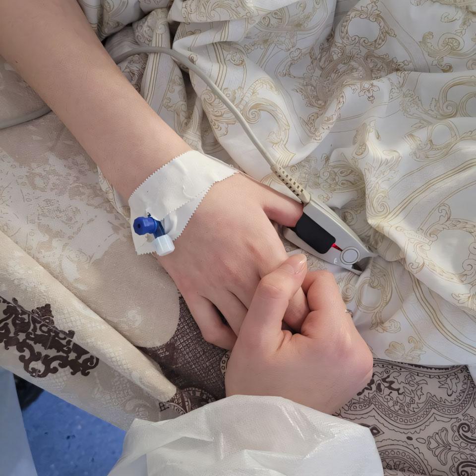 hinh anh om met moi 960px 960px avatar 6