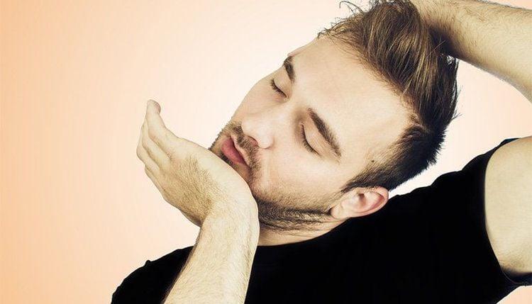 Những vấn đề có thể gặp đến từ việc bẻ cổ hoặc xoay cổ