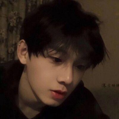 Ảnh con trai 17 tuổi mang đến sự thân thiện và cảm giác dễ thương với người xem