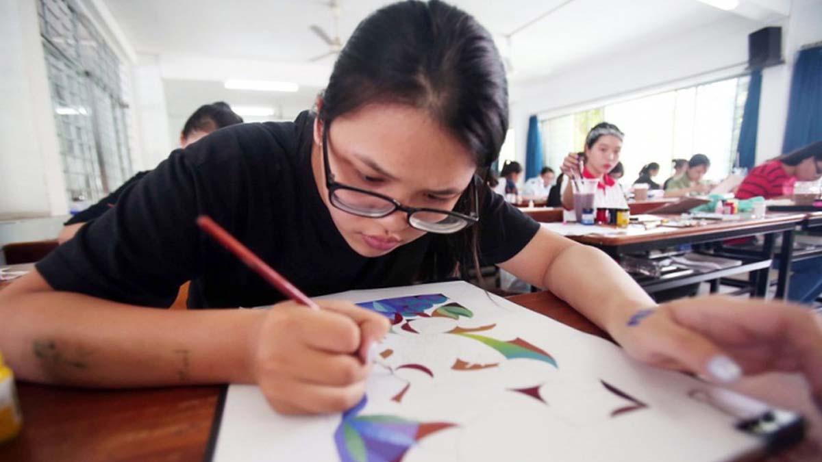 Ngành thiết kế đồ họa thi khối H