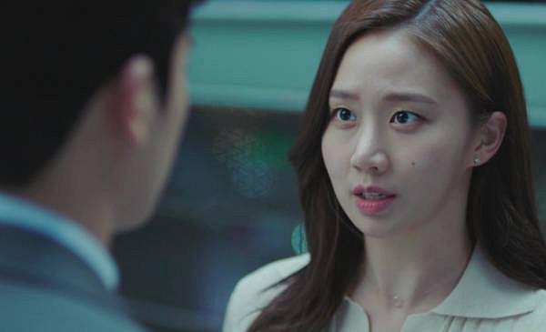 Chán vì lớn tuổi còn trinh tiết, tôi trao thân cho