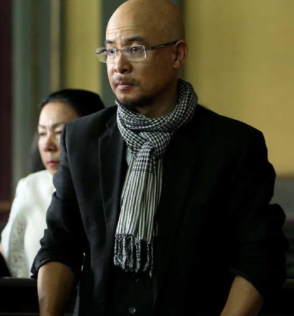 Đại gia Đặng Lê Nguyên Vũ tại phiên tòa.