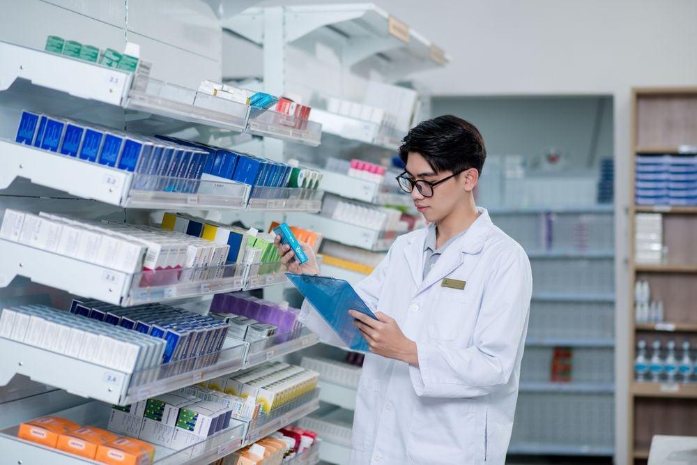 Hướng dẫn cách đặt viên thuốc phụ khoa đúng cách