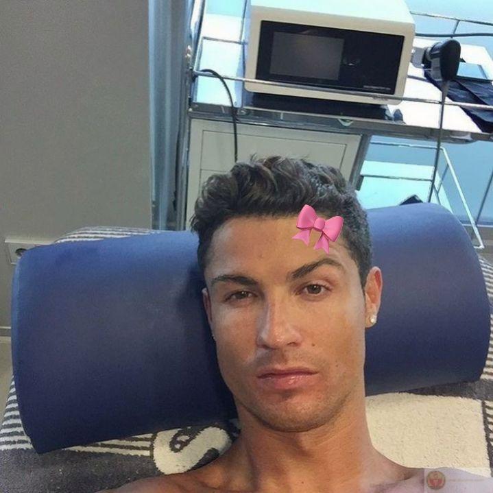 Ronaldo meme không chỉ buồn cười mà còn rất đáng nhớ với fan