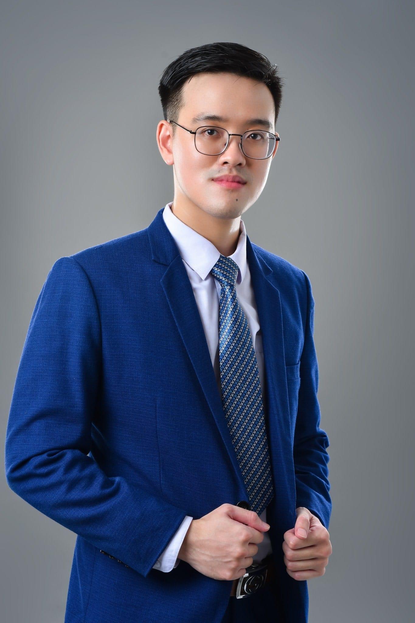 Hướng dẫn tạo dáng chụp ảnh công sở