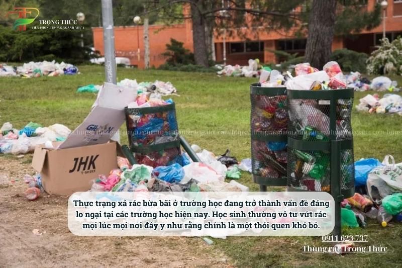Hình ảnh xả rác ở trường học