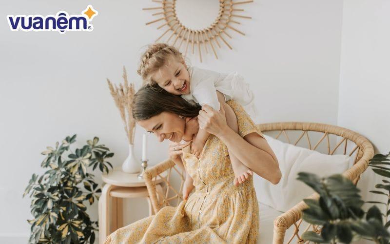 Gợi ý tên con gái lót chữ Thiên thể hiện sự xinh đẹp, quý giá như viên châu báu ngọc ngà