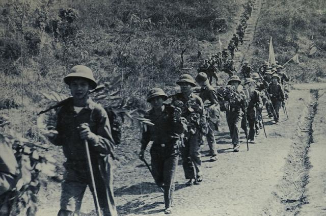 Bàn thêm về bài thơ "Tây Tiến" của Quang Dũng