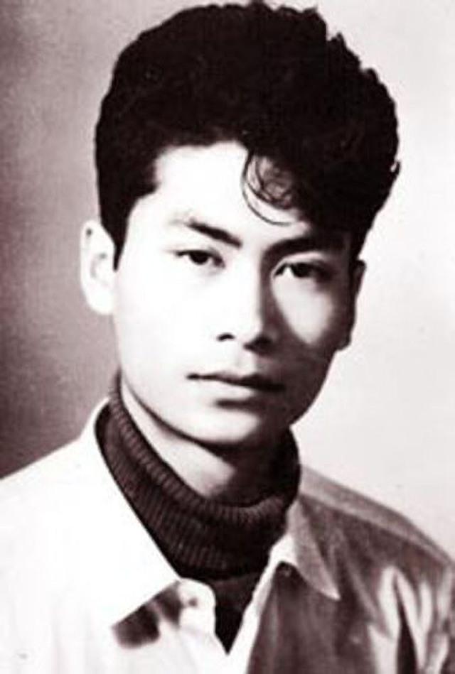 Nhà thơ Lê Anh Xuân