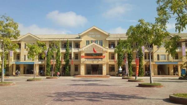 Đánh Giá Trường THPT Cù Huy Cận - Hà Tĩnh Có Tốt Không