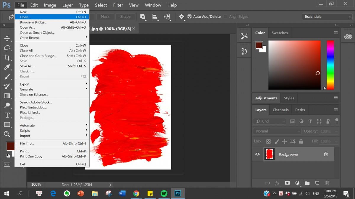 Layer Mask (hàng đầu tiên) giúp che phủ 1 phần diện tích mà bạn muốn.