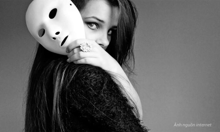 Bất chợt, tôi đang nhớ tôi…