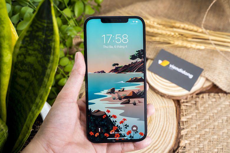 Màn hình iPhone 12 Pro Max sắc nét, cho chất lượng hiển thị tuyệt vời