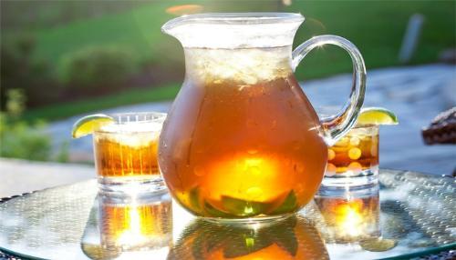 CÁCH UỐNG TRÀ ĐÁ TRÁNH BỆNH SUY THẬN