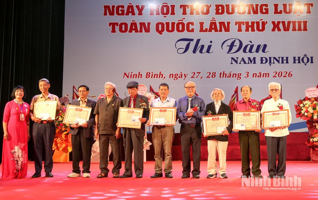 Ngày hội thơ Đường luật toàn quốc lần thứ XVIII