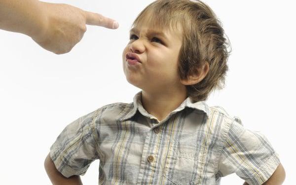 Con cái ngỗ nghịch do nhân gì?