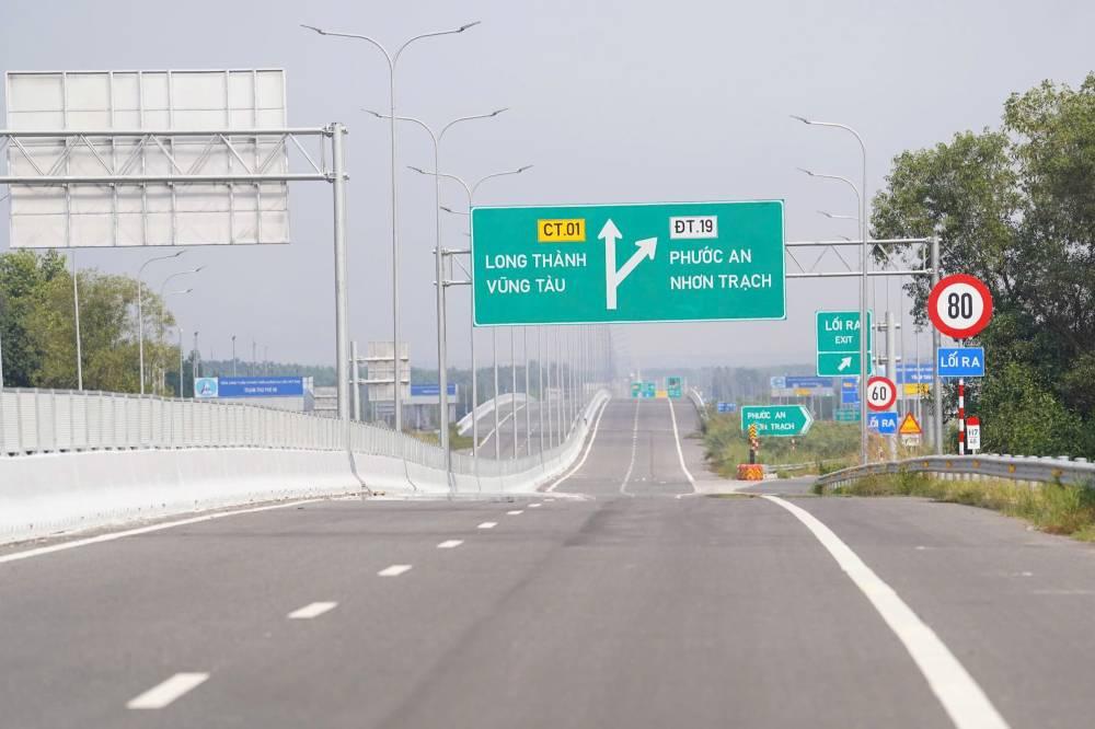 Cầu Bình Khánh đã xong, cao tốc Bến Lức - Long Thành khi nào thông tuyến?