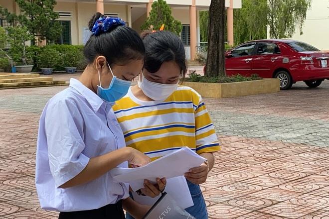 Thi tốt nghiệp đợt 2: Sự lãng mạn của bài thơ Tây Tiến vào đề thi Ngữ văn - 2