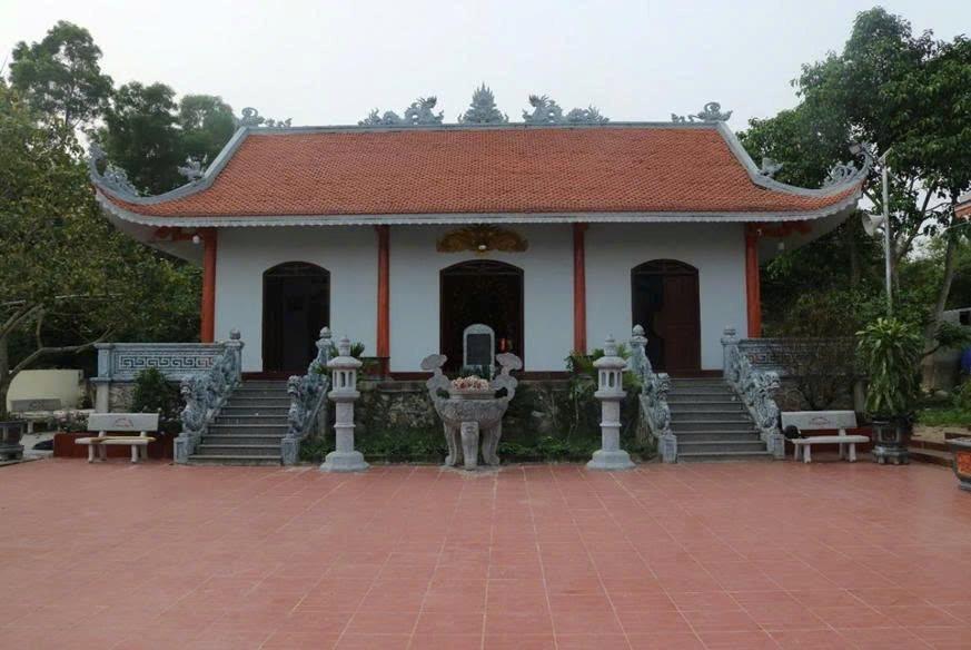 nhathogoc.jpg